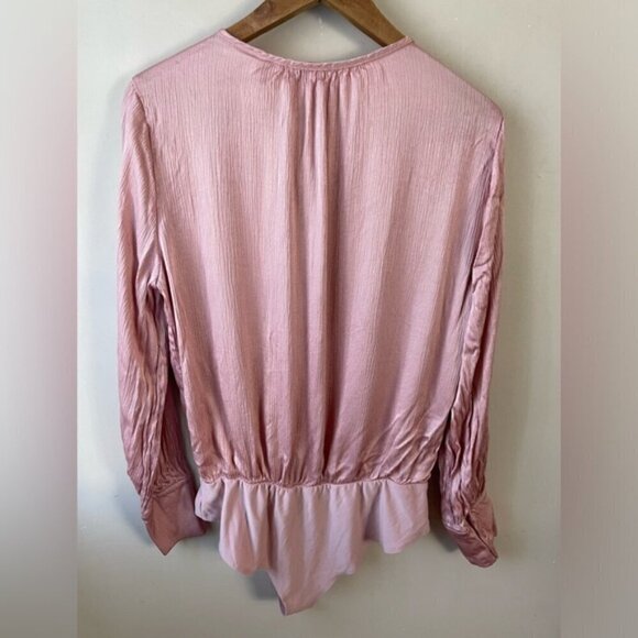 Anthropologie Nurode Tie-Neck long sleeve Bodysuit - Fall Pink size medium - Picture 4 of 12